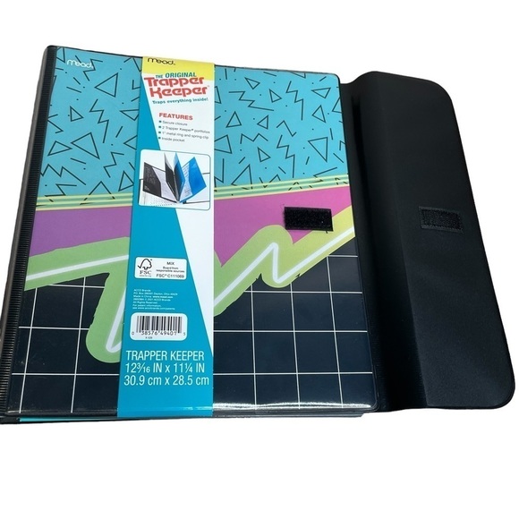 New Mead The Original Trapper Keeper Binder 2022 Edition 1" 3 Prong w/ 2 Folders - Picture 4 of 7